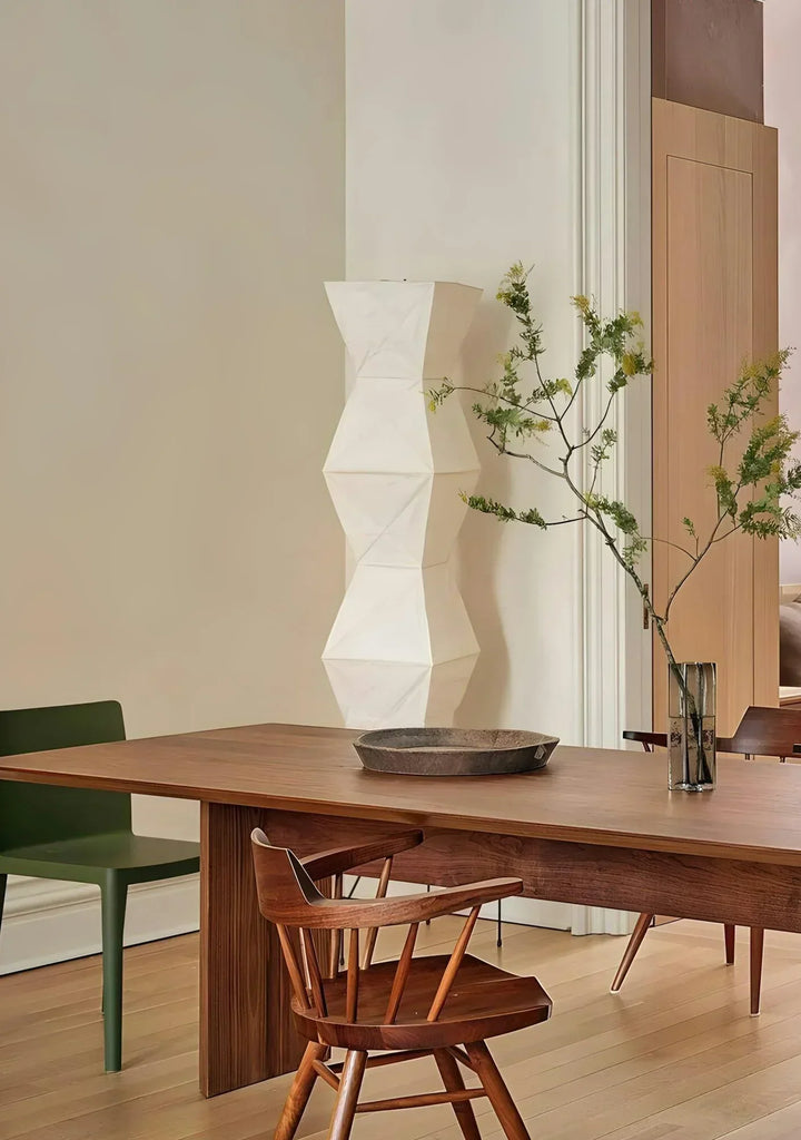 Akari Hourglass Paper UF4-L9 Floor Lamp