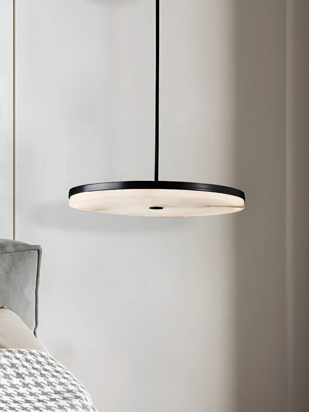 Manhattan Alabaster Pendant Light - view 10 | Woorglamp