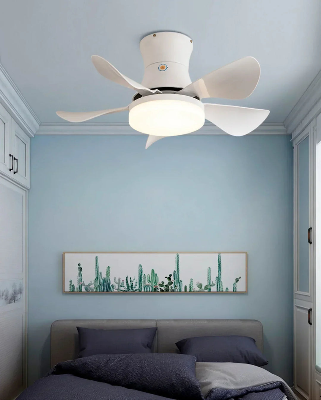 Nordic Blade Black Ceiling Fan Light