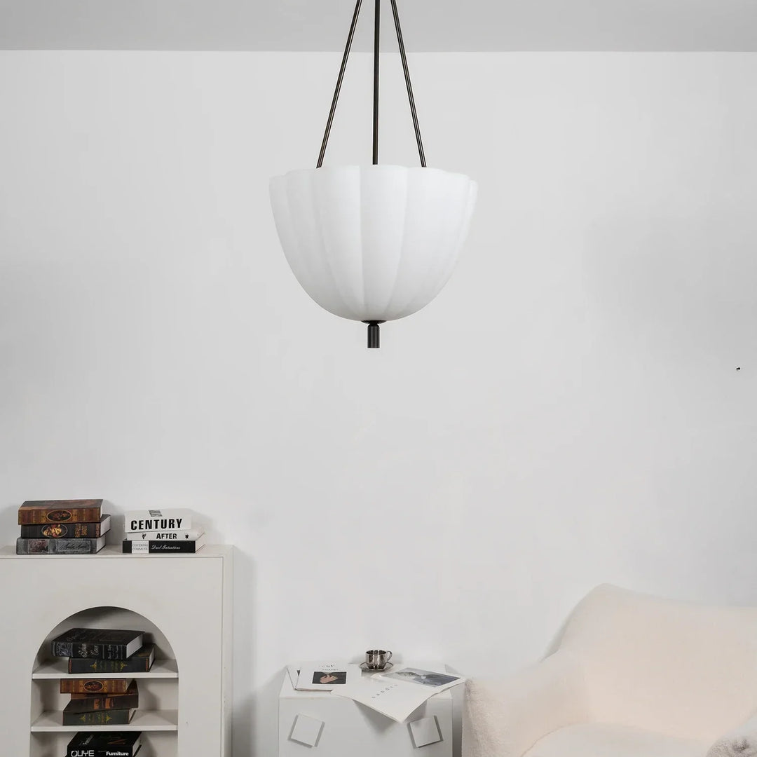 Fluted Glass Volare Scalloped Pendant Lamp