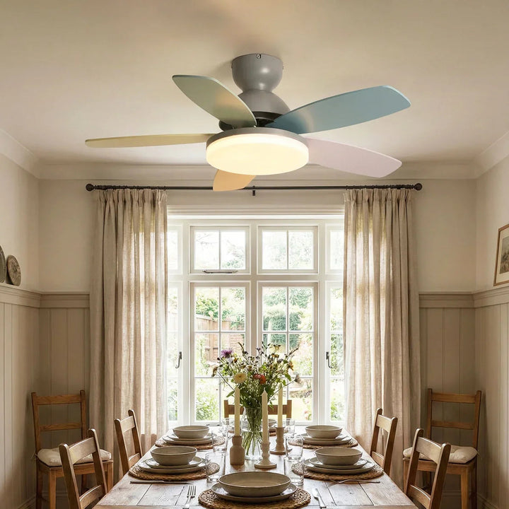 Petal Shaped Petalo Ceiling Fan Light