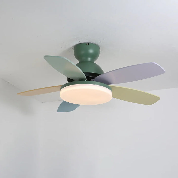 Petal Shaped Petalo Ceiling Fan Light