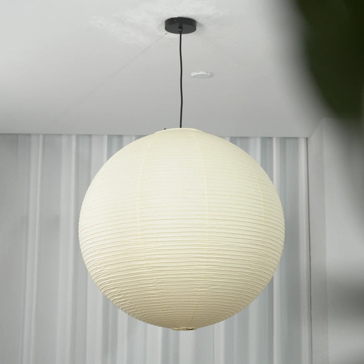 Round_Washi_Paper_Pendant_Light_Front_View_Studio_Shot_Woorglamp